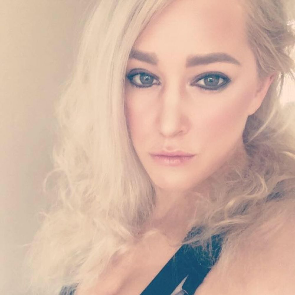 Meet your Posher, Charlotte